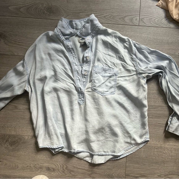 old navy collared shirt 🦋 - Picture 7 of 7